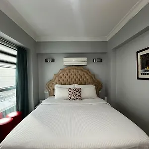 https://invivo-hotel.aegeanhotels.net